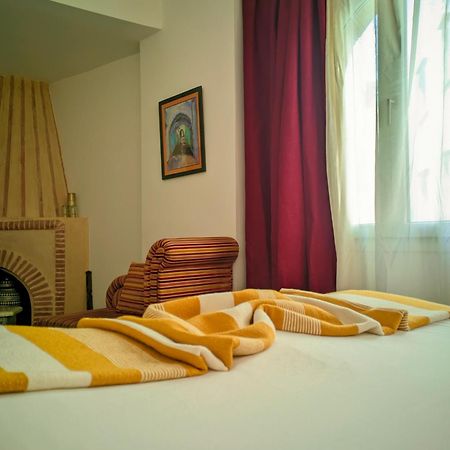 La Fontaine Bleue Otel Suvayr Dış mekan fotoğraf