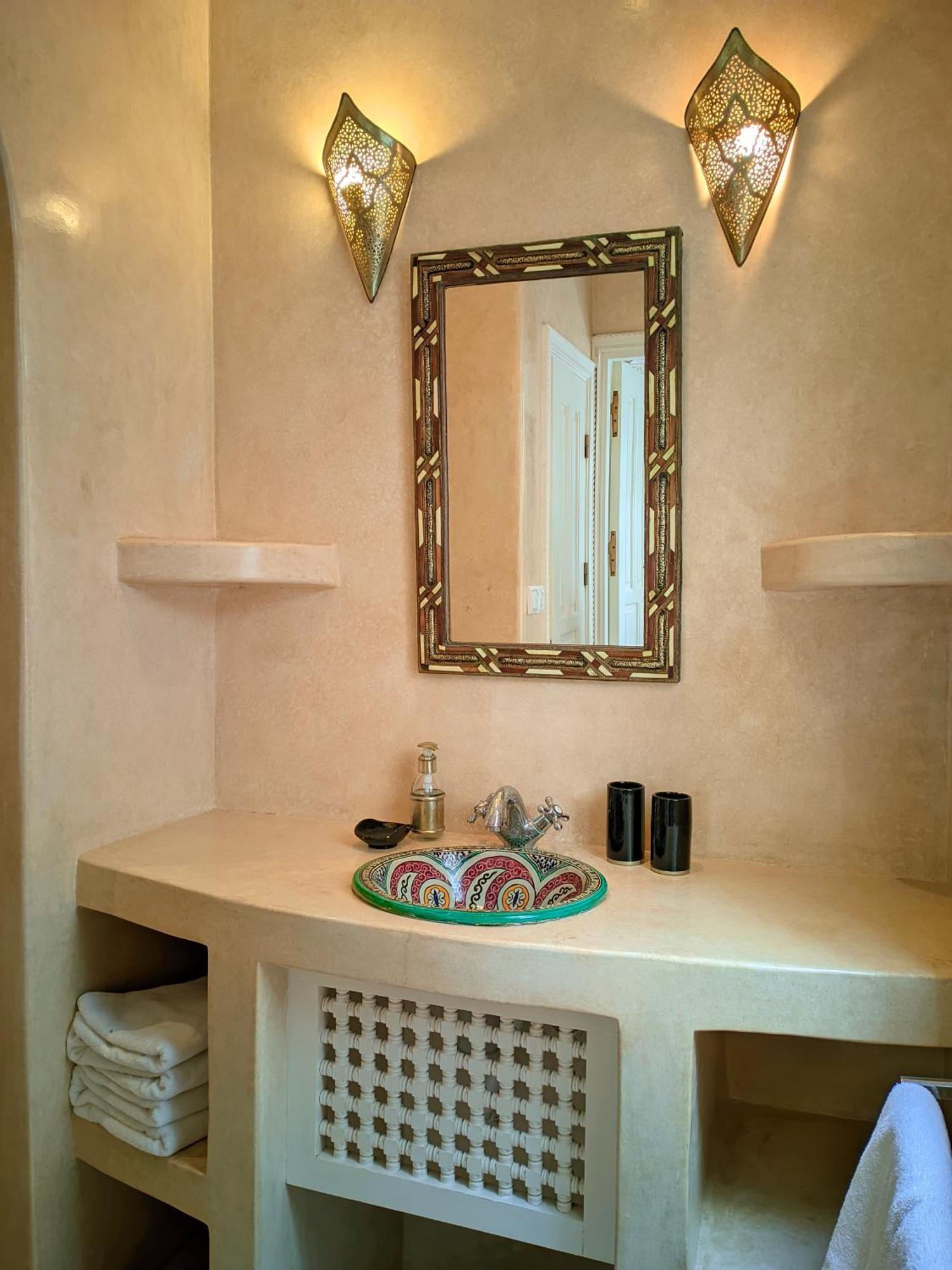 La Fontaine Bleue Otel Suvayr Dış mekan fotoğraf